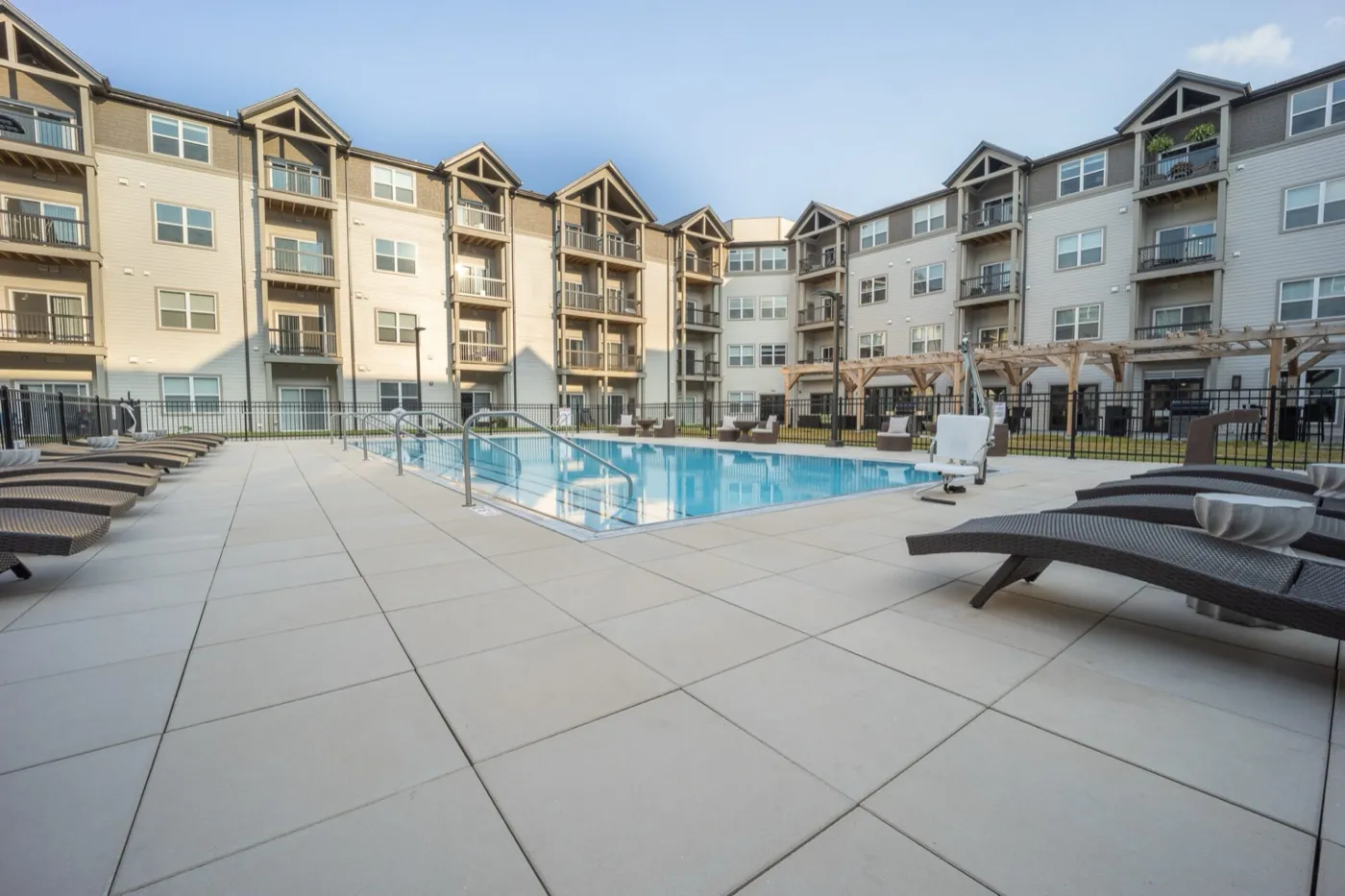 Hudson Crossing downtown development courtyard